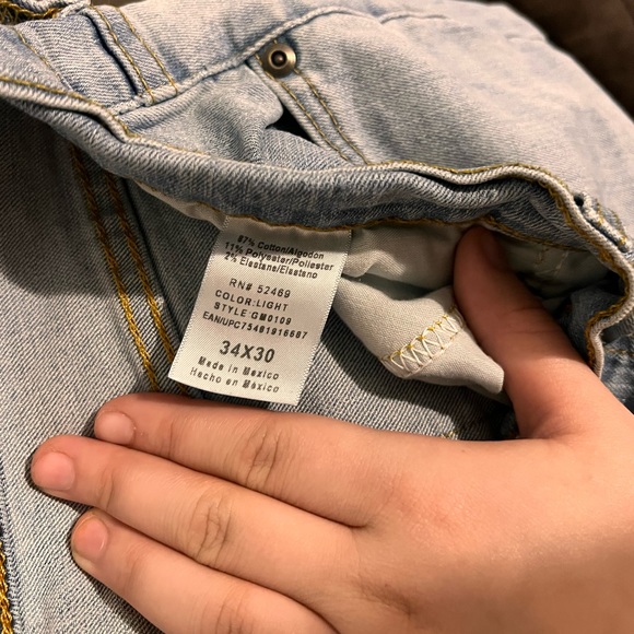 Used clothes. - Picture 6 of 14